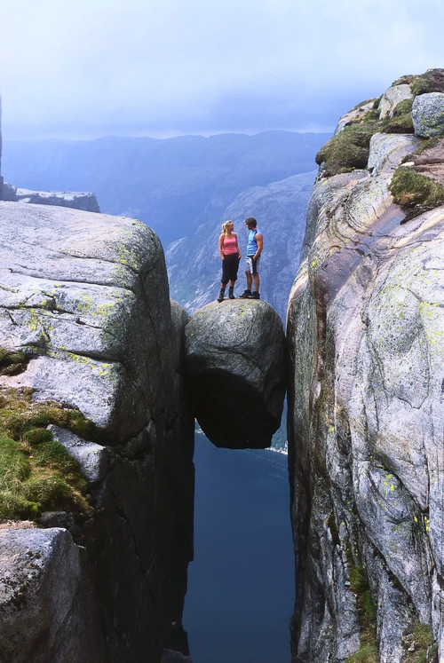Kjerag.webp